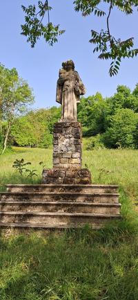 Notre Dame des Champs à Auberives Notre Dame des Champs à Auberives
